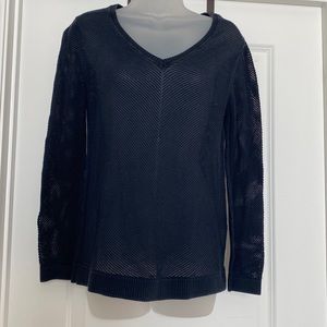Banana republic mesh cotton V-neck sweater